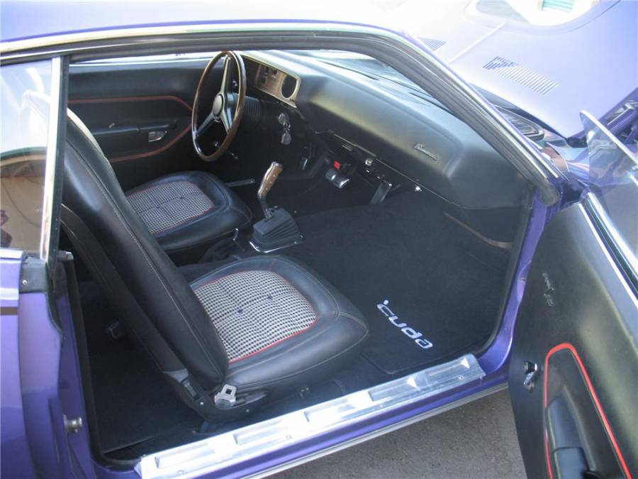 Attached picture moparts 1970 Barracuda Gran Coupe P5X9 interior.jpg